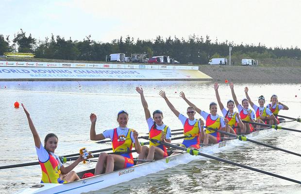 Triumf românesc după 5 ani în proba-regină a canotajului » Cum s-a trăit de la fața locului finala istorică