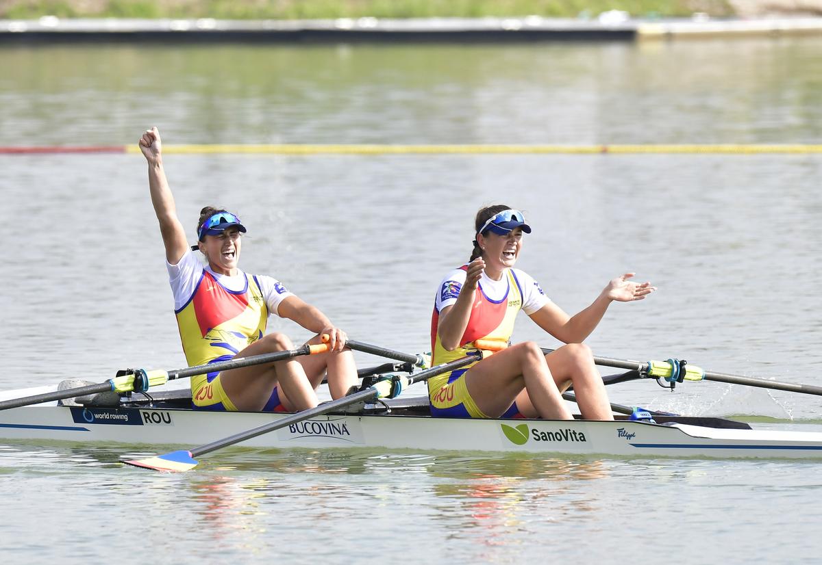 Strălucim din nou la Racice » Barca de 8+1 aduce României cea de-a patra medalie de aur de la Campionatele Mondiale + Uluitorul efort al Simonei Radiș