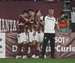 Imagini inedite în Giulești! Cristiano Bergodi a sărbătorit cu jucătorii și cu fanii golul de 3-1