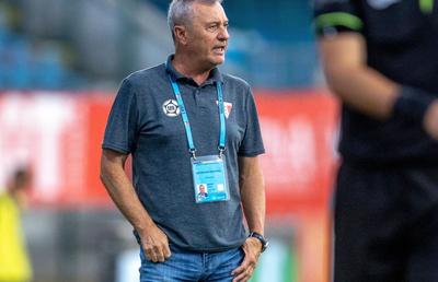 Mircea Rednic, în pericol » UTA caută deja un alt antrenor