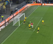 Fiul fostului star al Barcelonei a marcat în Europa League după o fază caraghioasă!