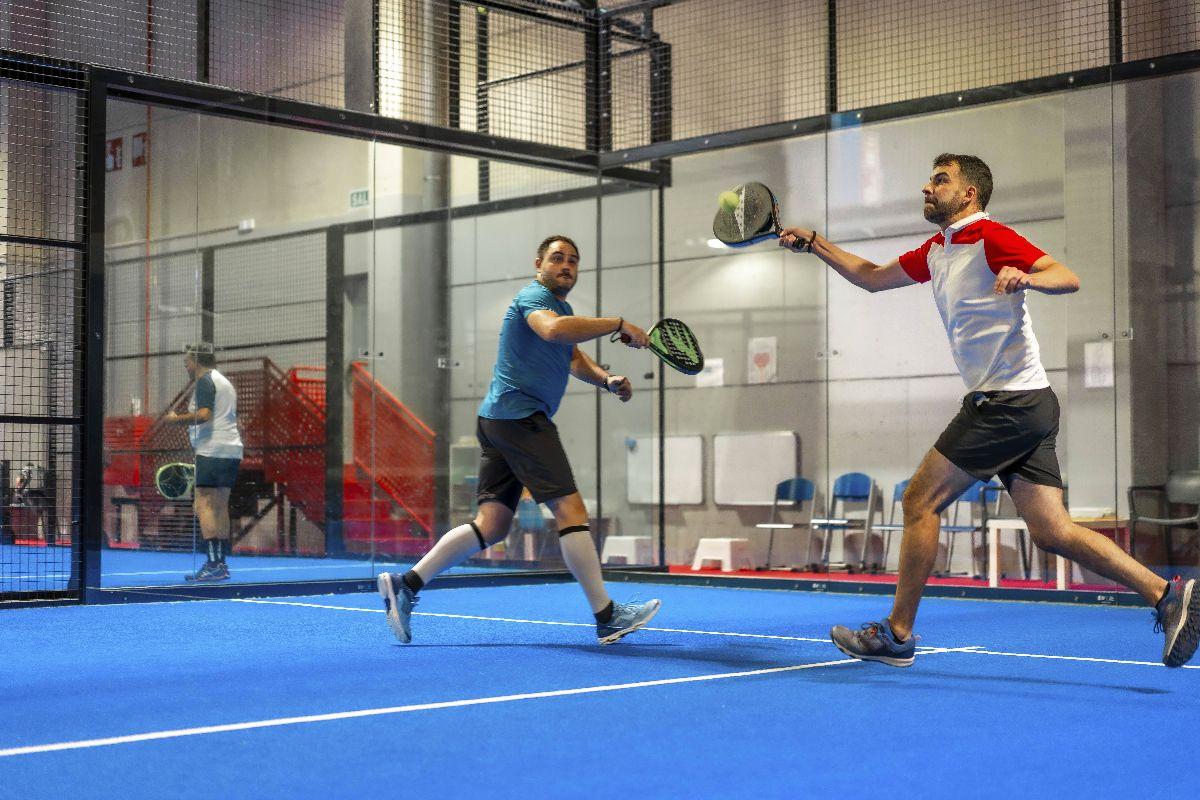 Totul despre padel: imagini din sportul în plină ascensiune