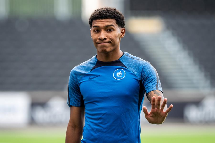 Emerson Deocleciano (25 de ani), extrema stângă de la RFS, nu va face deplasarea la București, pentru meciul cu FCSB Probleme mari la RFS înaintea meciului cu FCSB » CEO-ul letonilor a făcut anunțul: „Sunt pierderi foarte dureroase!”