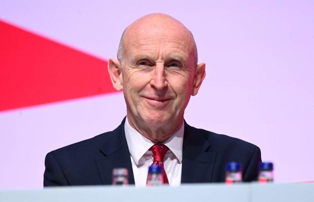„Țara are nevoie de tine” » Ministrul britanic al apărării dorește ca gamerii să se alăture armatei