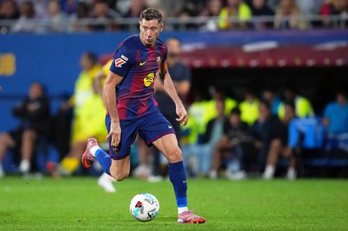 Robert Lewandowski, jucând pentru Barcelona // foto: Imago Images