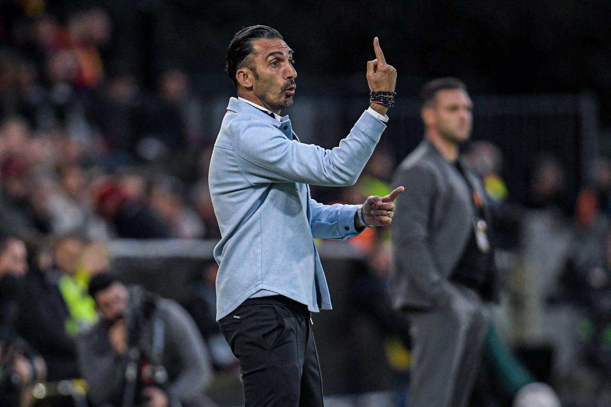 Elias Charalambous la Go Ahead Eagles - FCSB