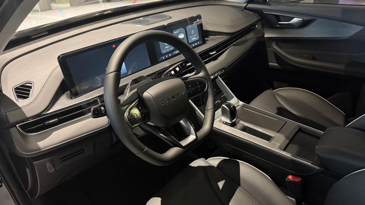 Mașina care schimbă regulile jocului: Românii își pot lua un SUV hibrid nou, mai ieftin decât Dacia Bigster