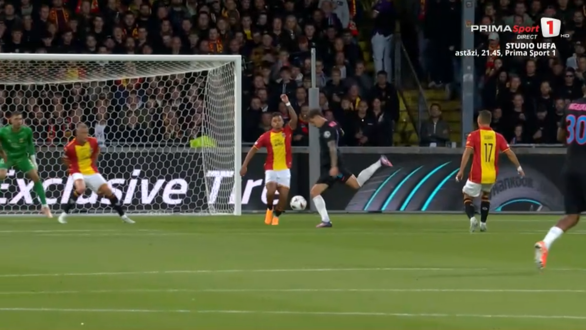 Golul marcat de David Miculescu în Go Ahead Eagles - FCSB