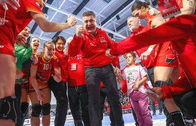 Cutremur la naționala de handbal feminin! Selecționerul Florentin Pera și-a dat DEMISIA » GSP a aflat motivul