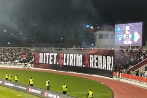 Scandal în Kosovo la meciul din Liga Națiunilor » Căpitanul naționalei și suporterii, mesaje de susținere pentru criminalii de război