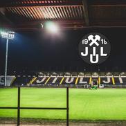 Stadionul din Petroșani / FOTO: Facebook @Tiberiu Iacob-Ridzi