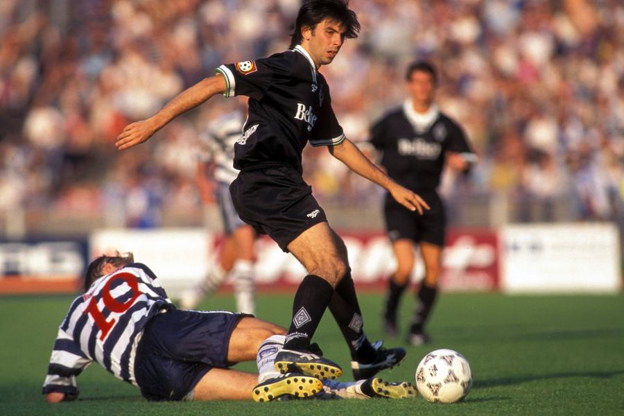 Ionuț Lupescu a fost coleg cu Martin Dahlin la Borussia Monchengladbach, în Bundesliga. Foto: Imago „Rațiu e de Real Madrid sau Barcelona?”. Martin Dahlin răspunde fără ezitare + Fostul star suedez, amintiri cu Lupescu din Germania: „Așa era în vestiar”