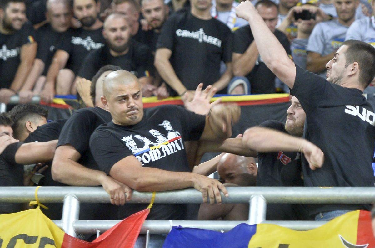 Scandalul de la Budapesta din 2015, când dinamoviștii și steliștii și-au împărțit pumni pe stadion