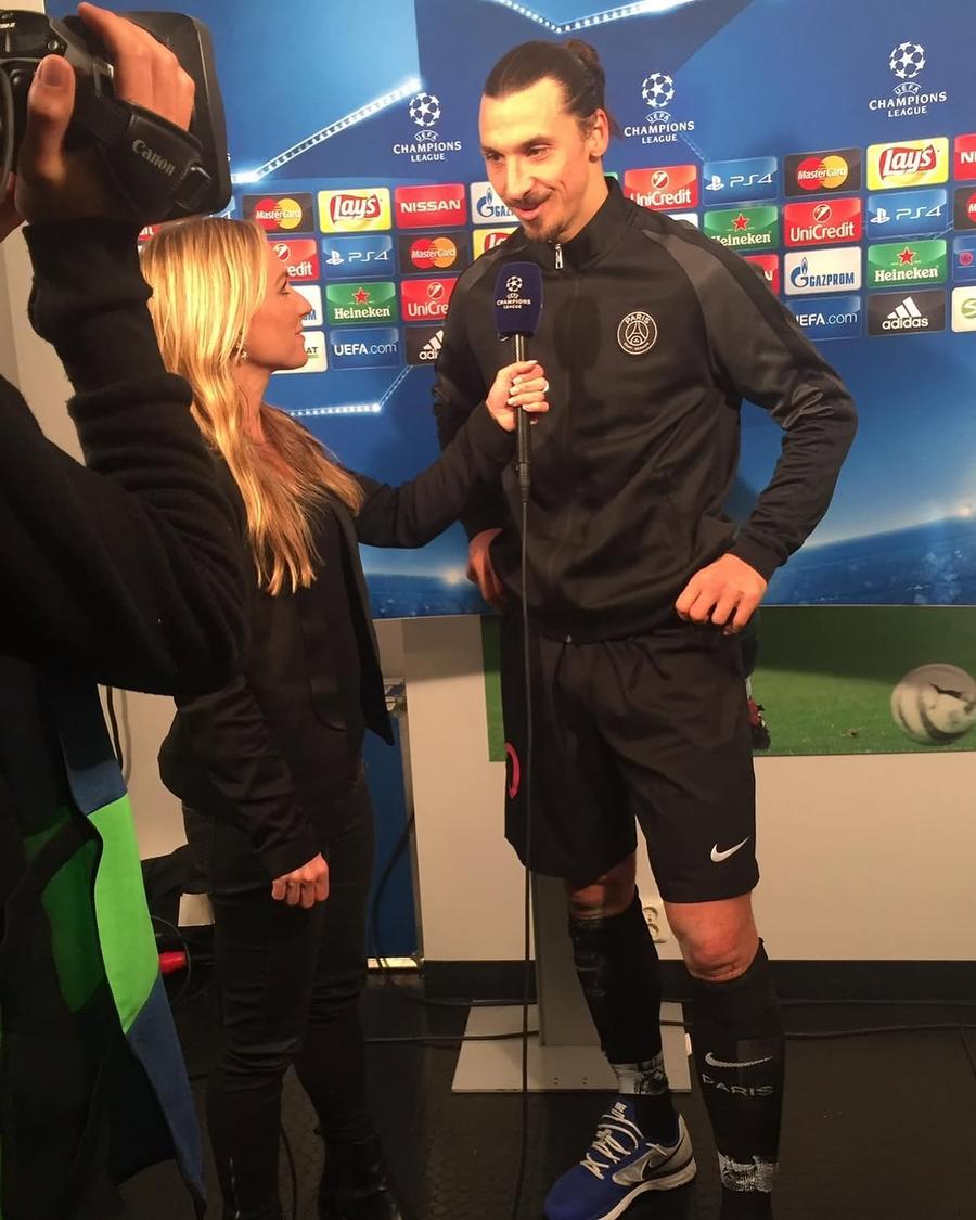 Frida Nordstrand la un interviu cu Ibrahimovici după un meci disputat de Zlatan cu PSG în Champions League. Foto: instagram.com/frida_nordstrand Jurnalista care a realizat interviuri virale cu Mourinho și Zlatan face acum reverență în fața României: „Ce pasiune aveți pentru națională!”