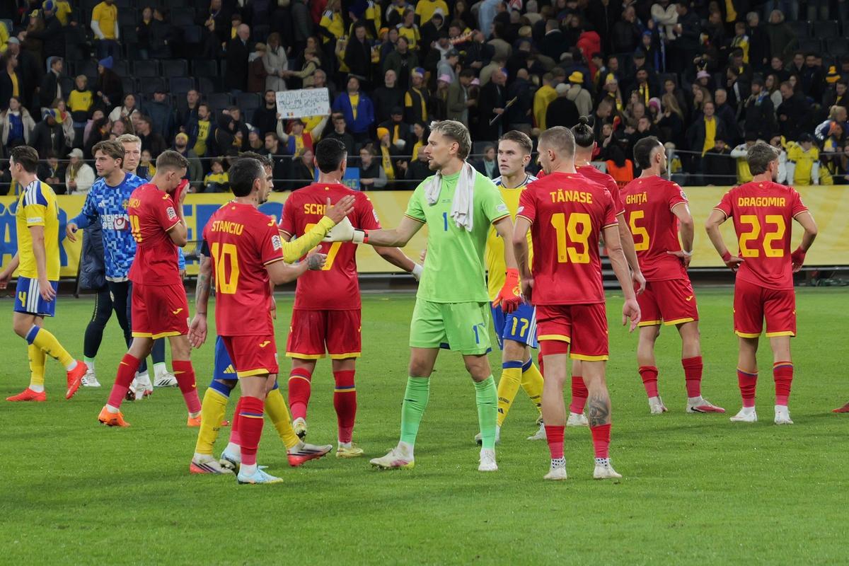 Cadre spectaculoase de la finalul partidei dintre Suedia și România // foto: Andrei Furnigă (GSP)