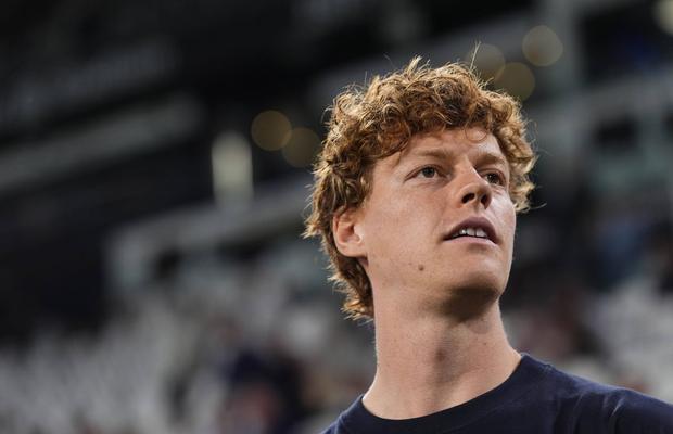 Jannik Sinner și-a amânat revenirea pe teren » S-a retras de la China Open