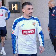 Nicolae Stanciu, înainte de Suedia - România / Foto: Andrei Furnigă (GSP)