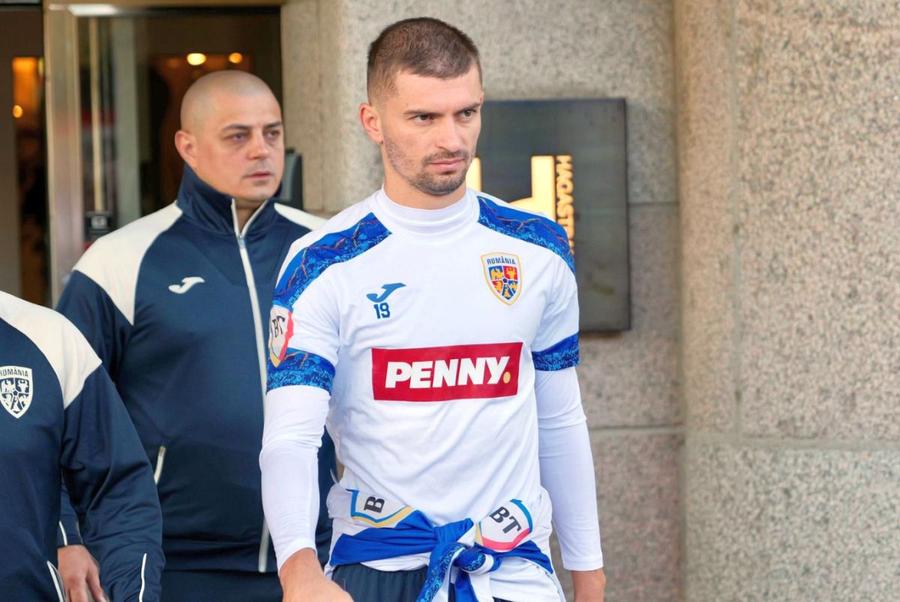 Imagine surprinză astăzi, la Stockholm. Mihai-Constantin Stan, în spatele lui Florin Tănase FRF, știi pe cine ai angajat?! Fotbaliștii României, păziți în Suedia de omul care s-a bătut cu steliștii la meciul naționalei