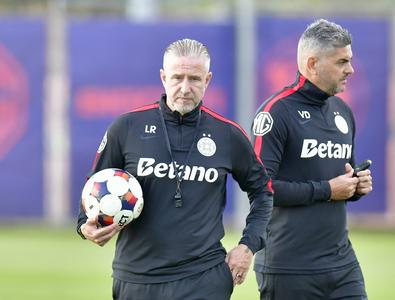 Reghecampf l-a ofertat să vină la FCSB: „A insistat foarte mult”