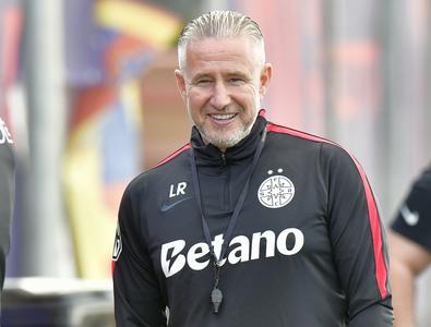 Laurențiu Reghecampf a primit vestea, cu 3 ore înainte de FCSB - Oțelul