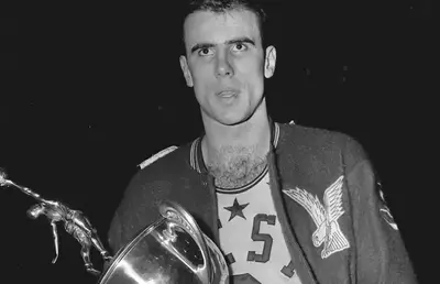 A murit Bob Pettit, legenda baschetului american