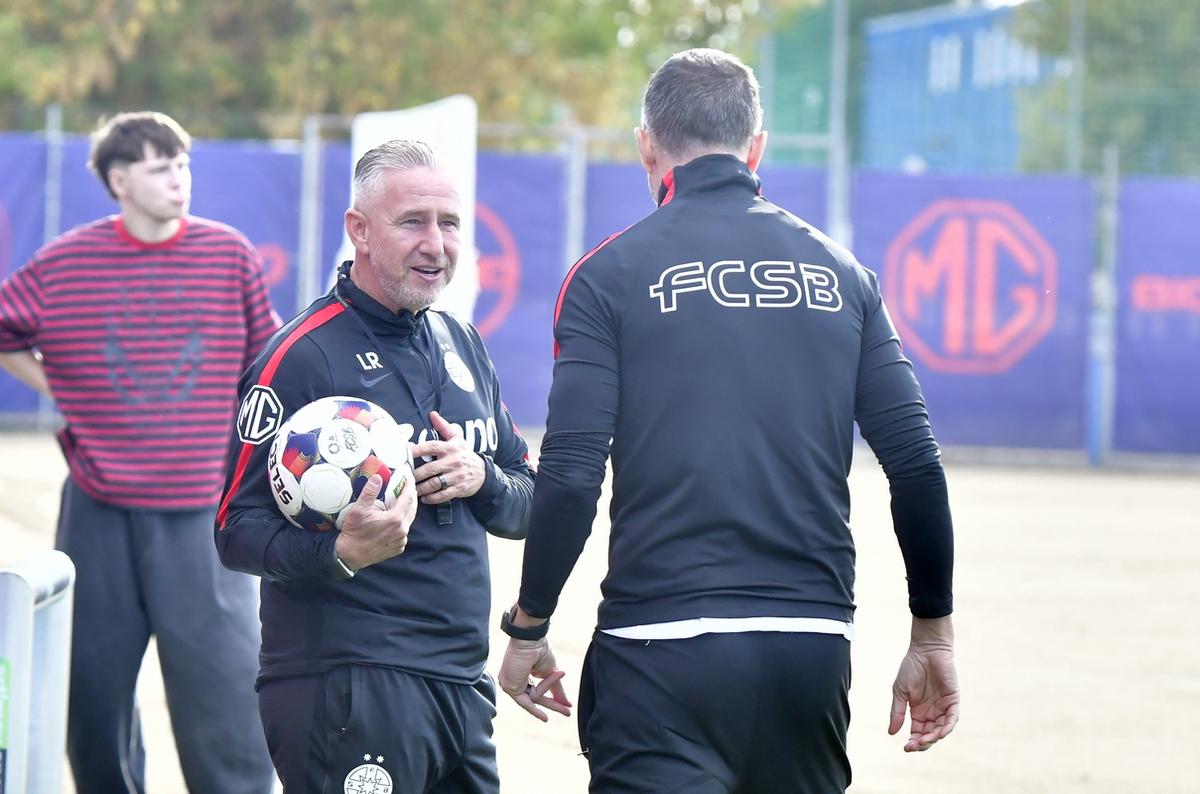 Laurențiu Reghecampf, primul antrenament FCSB