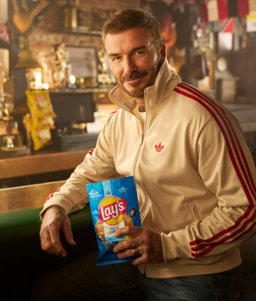 David Beckam face publicitate și pentru Lay's David Beckham a dat lovitura la Mondial » Ce sumă va încasa patronul lui Inter Miami din dividende în 2025!