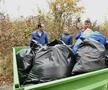 FOTO Canotorii români au strâns un sfert de tonă de deșeuri din Pădurea Snagov la debutul antrenamentelor pentru Jocurile Olimpice de la Tokyo