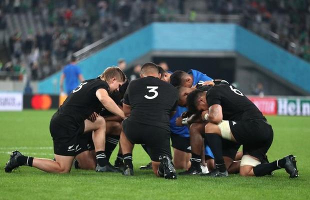 CAMPIONATUL MONDIAL DE RUGBY // Între titani » Povestea semifinalei dintre Anglia și Noua Zeelandă