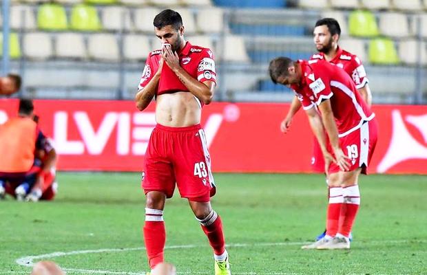 DINAMO // EXCLUSIV Jucătorii lui Dinamo pun piciorul în prag: „Nu ne plătesc, ne mai și mint!”