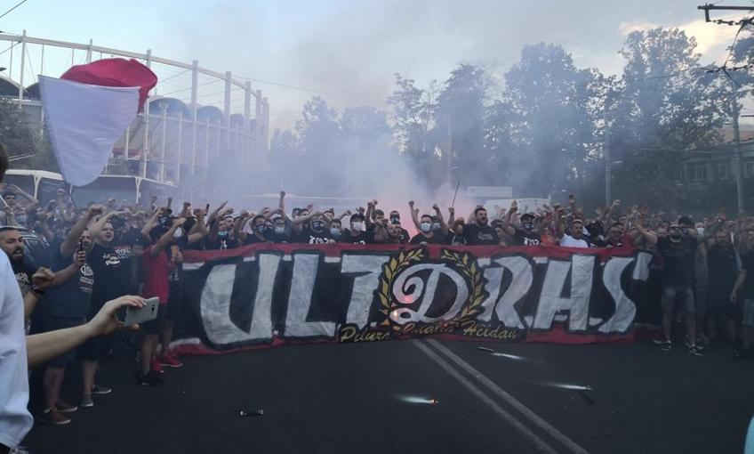 Dinamo a ajuns la 4 înfrângeri consecutive în Liga 1, după 0-2 cu Sepsi. Peluza Cătălin Hîldan a transmis un mesaj suflării dinamoviste.