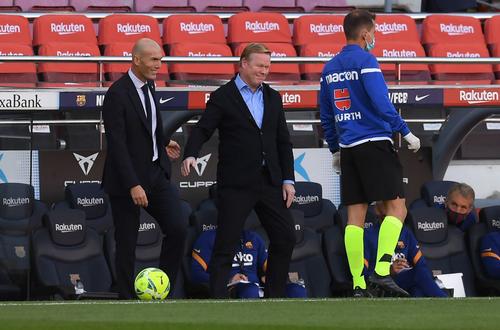 Zidane (stânga) şi Koeman FOTO: GettyImages