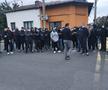 VIDEO+FOTO Momente incredibile după Petrolul - U Craiova 1948! Ultrașii i-au amenințat pe jucători, Viorel Moldovan băgat în ședință: „Dacă nu câștigăm cu Rapid suntem ZERO!”