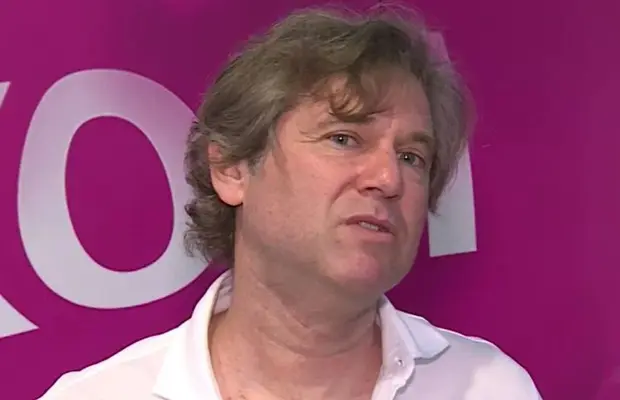 Șefii lui Dinamo sunt luați la rost: „Îl aduci pe marele Răducioiu să îți stea bibelou în club? Să plimbe foaia de joc cu schimbările?”