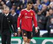 Liverpool a umilit-o pe Manchester United, scor 5-0, în derby-ul etapei #9 din Premier League. Ole Gunnar Solskjaer (48 de ani), antrenorul „diavolilor”, nu mai e dorit de vestiar, iar favorit să-l înlocuiască este italianul Antonio Conte (52).