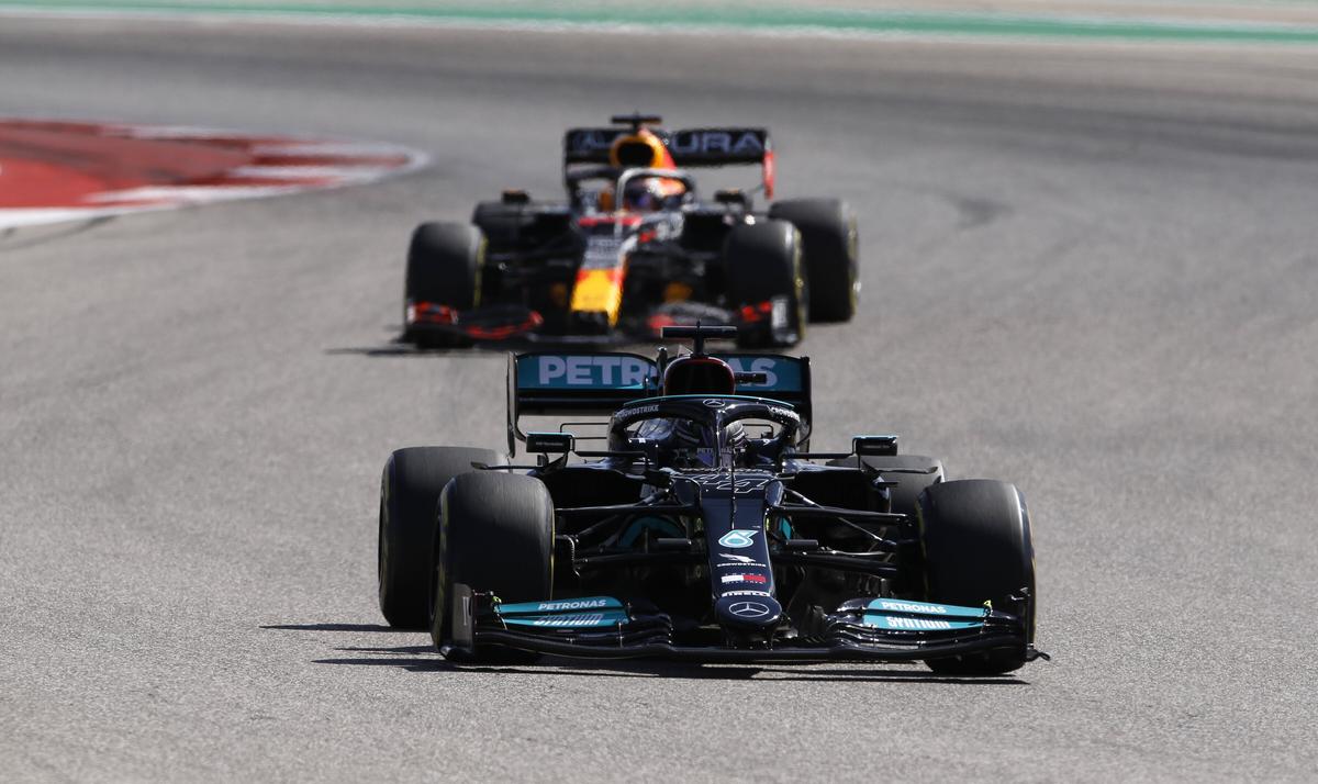 Luptă palpitantă pentru titlu în Formula 1 » Max Verstappen, avantajat de program cu 5 runde rămase în sezon