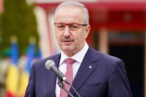 Vasile Dîncu, fostul ministru al Apărării