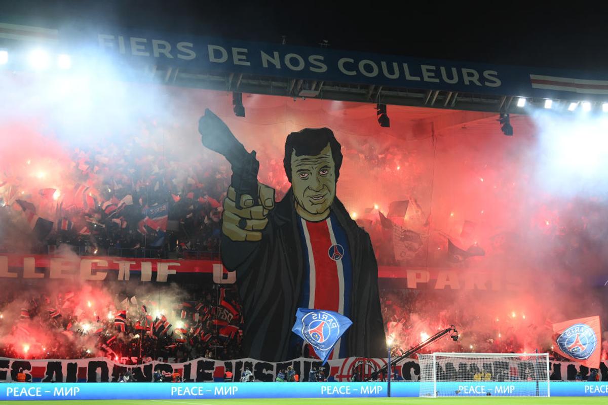 Scenografie impresionantă la PSG - AC Milan: Belmondo a luat la țintă „diavolul milanez”