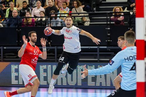 Lazar Kukic a animat permanent ofensiva lui Dinamo Foto Imago