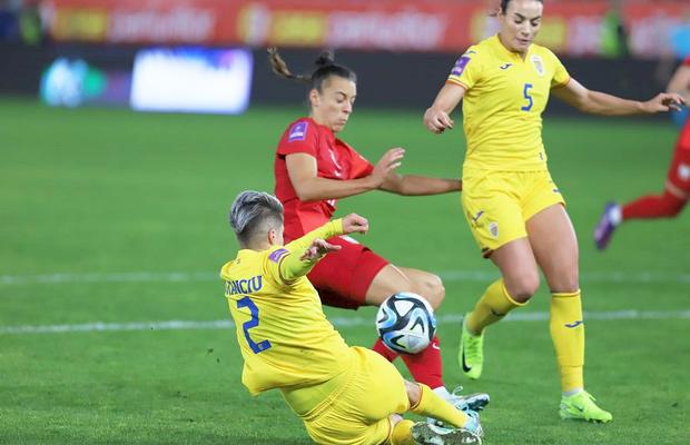 România - Polonia 1-2 » Cu 3.000 de oameni pe Arc, „tricolorele” au condus, dar au clacat pe final. Faza care a cântărit decisiv