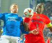 Dawa în duel cu un jucător de la Rangers, foto: Imago
