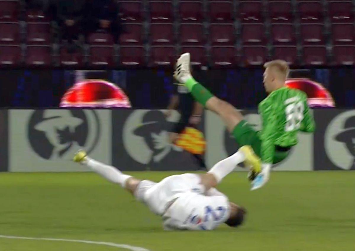 Verdict DUR după ciocnirea violentă din CFR Cluj - Farul! » Nu va mai juca în 2025