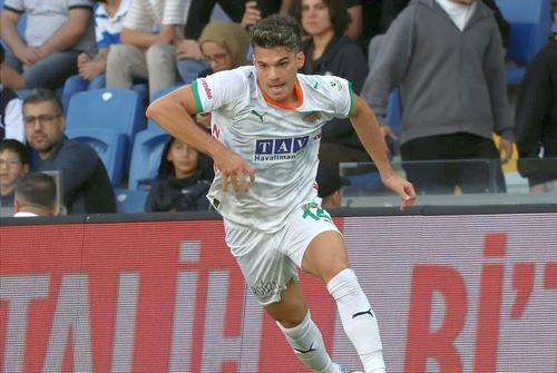 Ianis Hagi, în tricoul lui Alanyaspor. FOTO: X