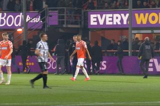 Tensiuni înaintea unui meci din prima ligă » Arbitrul a trimis pe toată lumea la vestiare