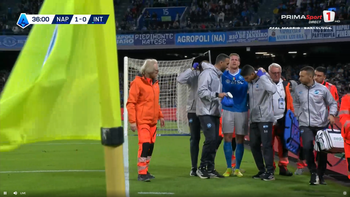 A marcat împotriva lui Cristi Chivu și a rămas împietrit » Imagini nemaivăzute cu superstarul mondial, în Napoli - Inter