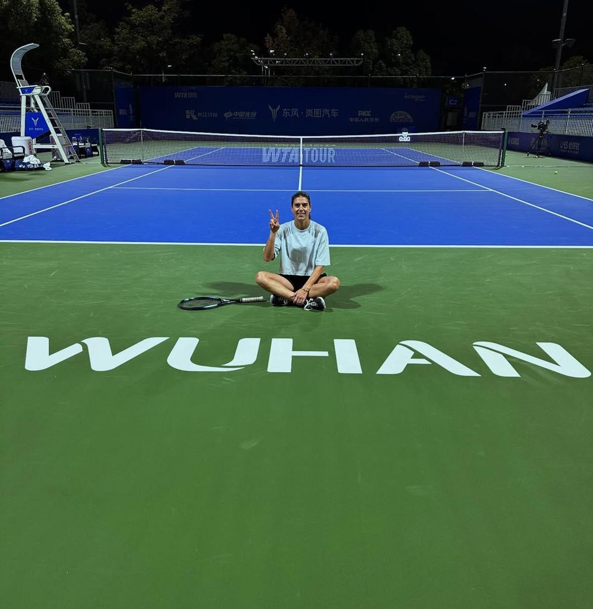 Sorana Cîrstea - imagini din Asia
