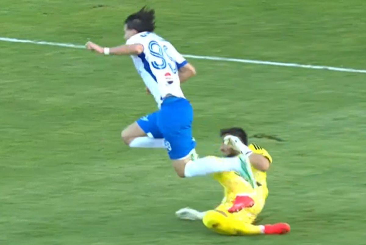 Gafă colosală în Superliga » Incredibil ce a făcut portarul la Farul - Oțelul