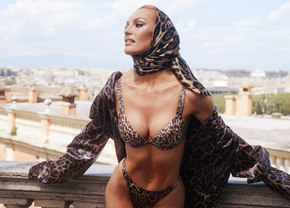 Modelul Victoria’s Secret l-a făcut pe septuplul campion să uite de fosta soție