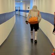 Accidentat în prima repriză, Arnold Garita a plecat șchiopătând după FCSB - Rapid