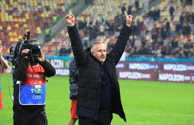 Cui a arătat Reghecampf tabela în FCSB - Rapid: „Erau niște specimene, dar nu lor” » Ce a spus despre scandările rasiste